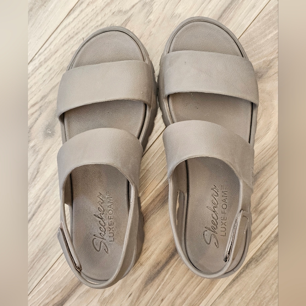 Skechers Arch Fit Footsteps Sandals Tan  Day Dream Womens Size 7 - Picture 3 of 8